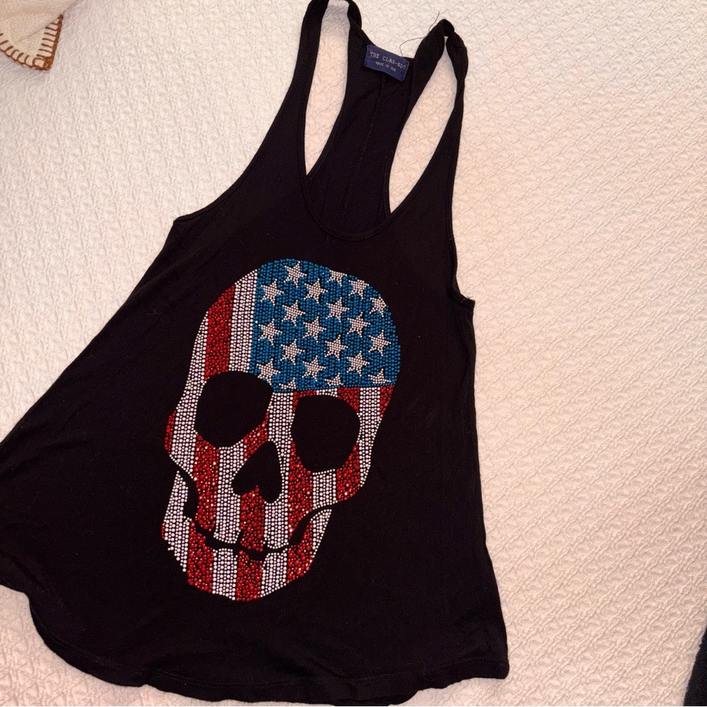 The classic bedazzled skull USA patriotic, biker tank top girls large/women’s XS